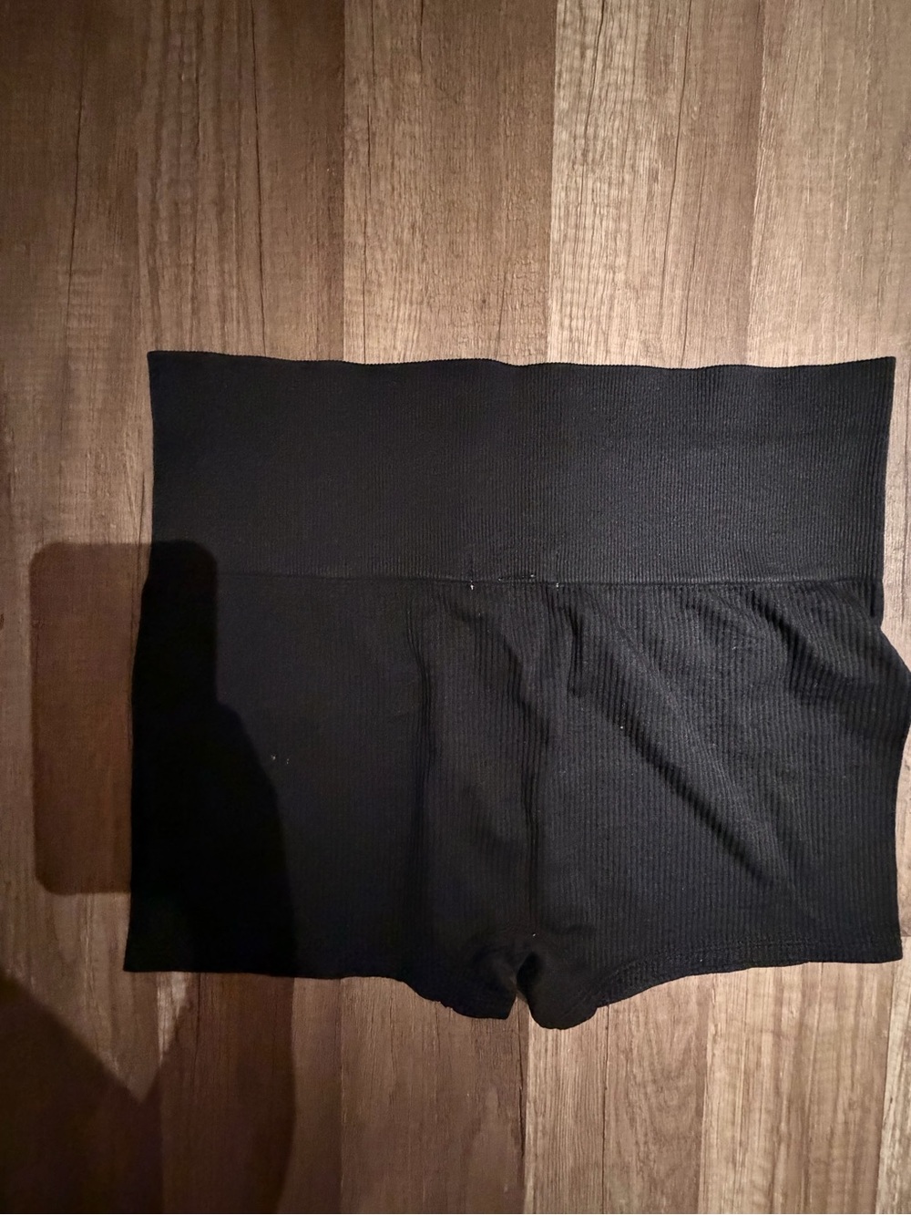 Colsie Black Seamless High-Waist Shaping Shorts - Picture 3 of 3